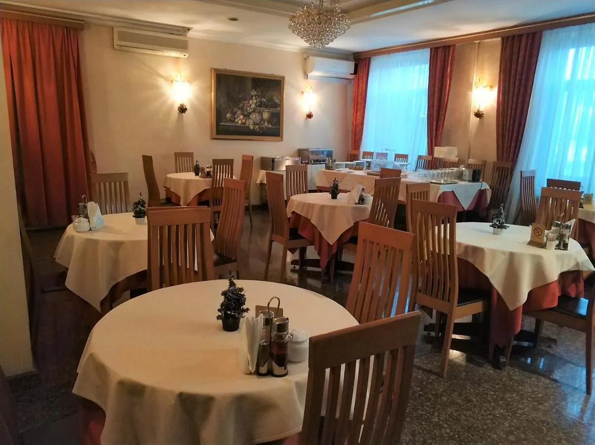 Domus Hotel-1 Kyiv